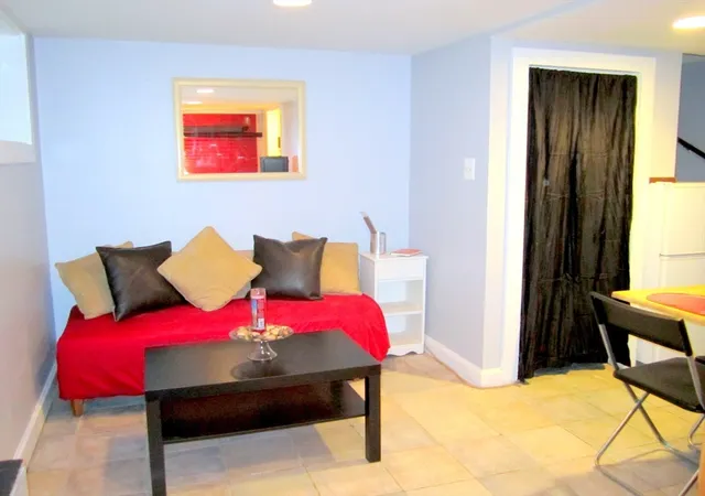 3-goodwin-pl-b-boston-ma-02114/hzid_7247718d