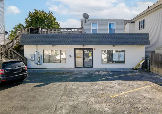 230-cumberland-rd-lowell-ma-01850/hzid_5050ad1d