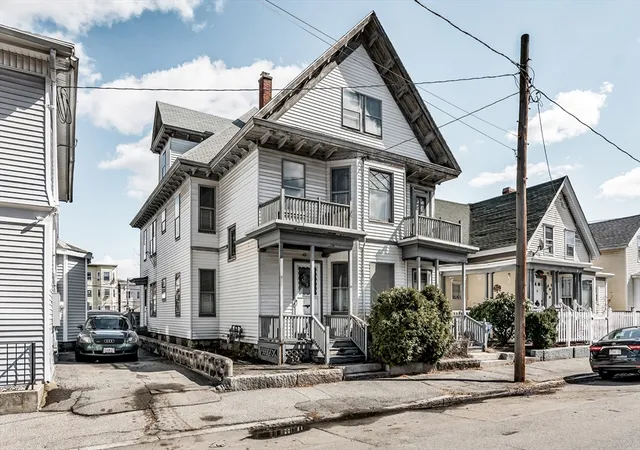 41-43-e-haverhill-st-lawrence-ma-01841/hzid_b6d6faf8