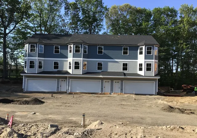 299-quincy-st-building-2-1-holbrook-ma-02343/hzid_18c2a85c