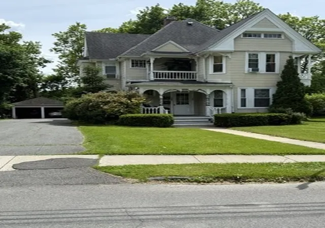 24-phillips-street-greenfield-ma-01301/hzid_1147edc6