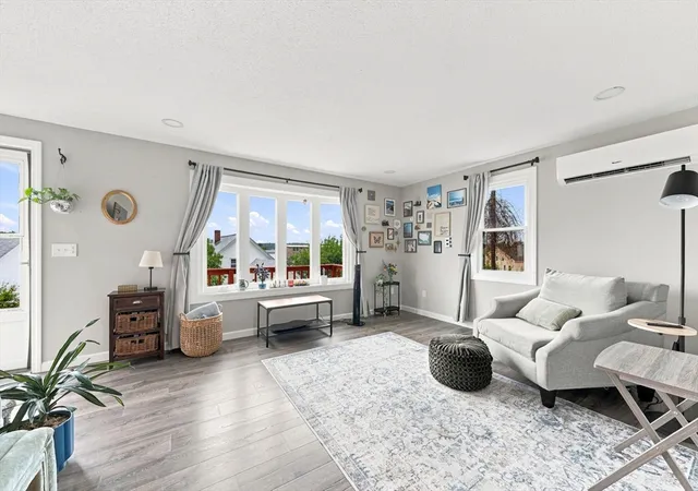 44-danis-st-c-fall-river-ma-02720/hzid_bc746d9c