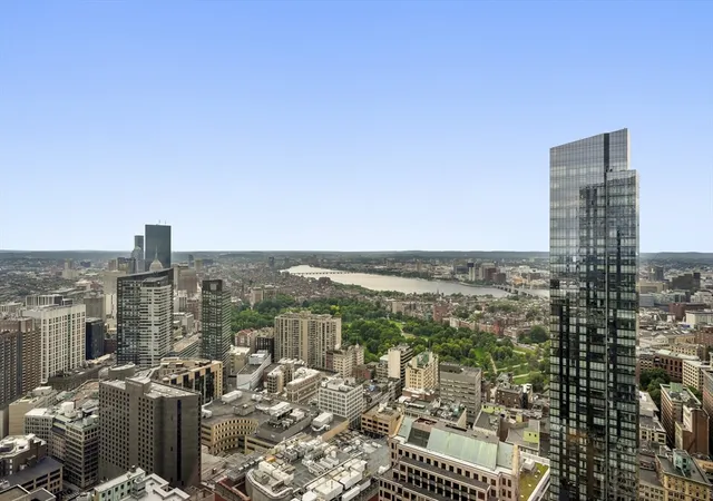 240-devonshire-street-u4602-boston-ma-02110/hzid_d8e6bd1e