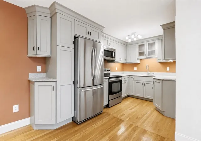 8-riverside-st-3-3-watertown-ma-02472/hzid_e326b22b