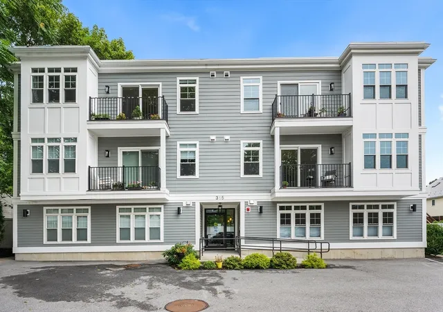 315-college-farm-rd-6-waltham-ma-02451/hzid_929209fc