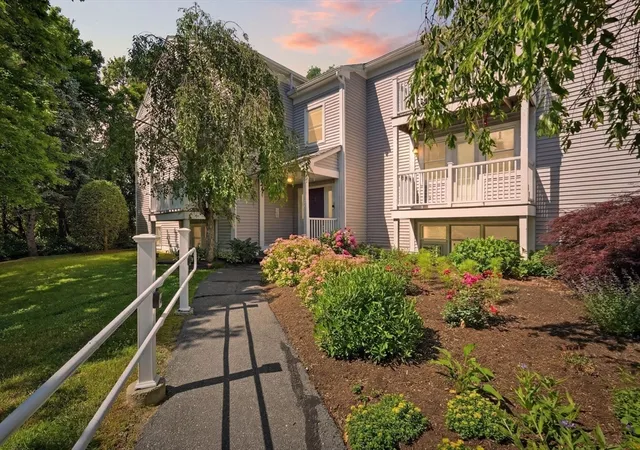 44-evergreen-rd-302-northampton-ma-01053/hzid_c40525f2