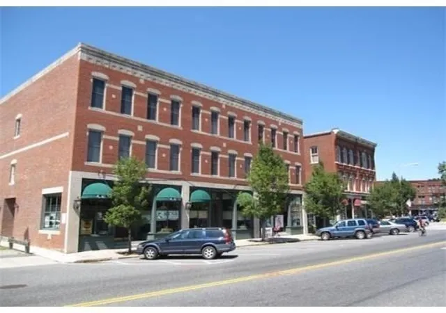 21-south-street-22-westborough-ma-01581/hzid_9b099612