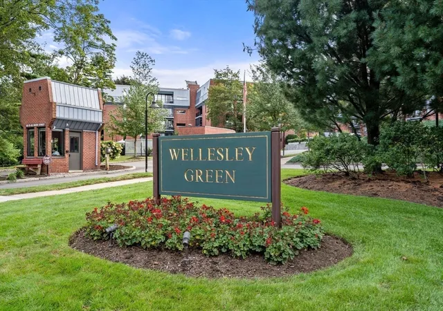 65-grove-st-444-wellesley-ma-02482/hzid_5fee12c1