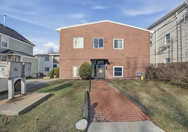 99-irving-st-fall-river-ma-02723/hzid_46ac3806