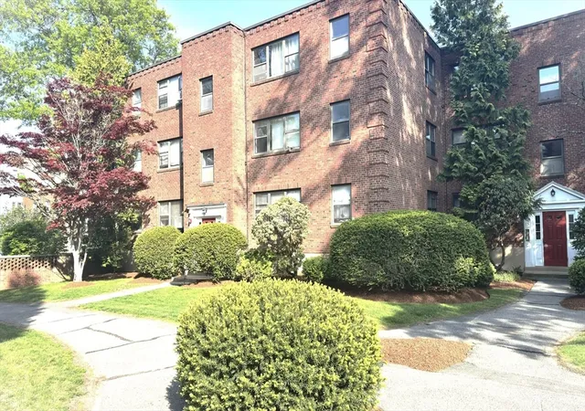 105-nahant-st-1-lynn-ma-01902/hzid_413cf1b5