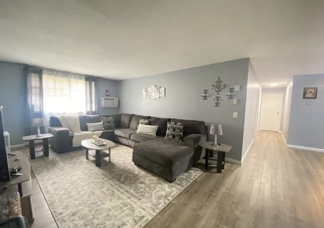 15-weld-street-24-framingham-ma-01702/hzid_2fb98d10
