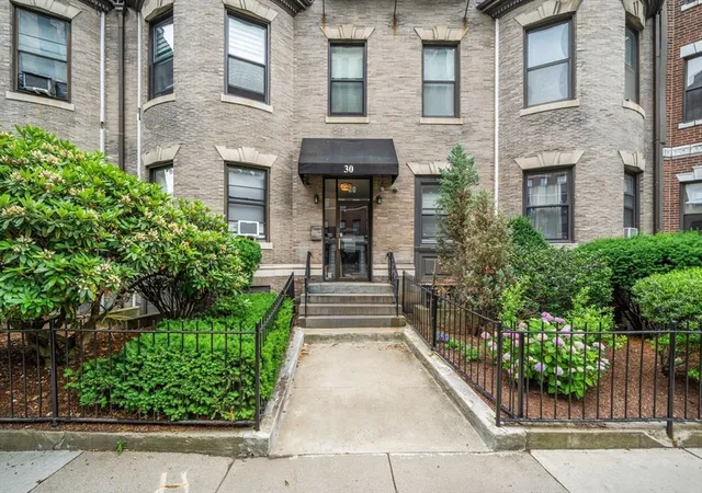 30-peterborough-h-boston-ma-02215/hzid_7bed4955