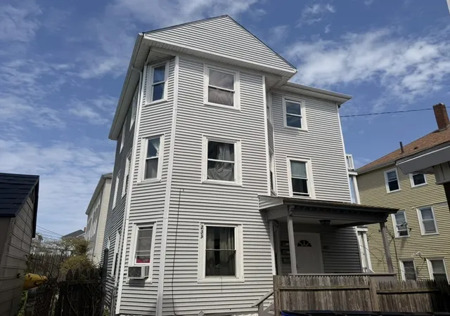 233-eagle-st-fall-river-ma-02721/hzid_769504b3
