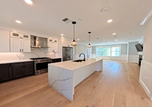 113-beacon-st-b-somerville-ma-02143/hzid_61b36468