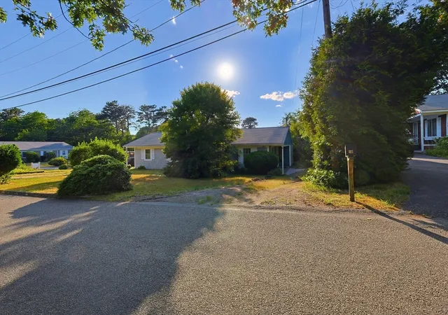 18-cobb-ave-18-yarmouth-port-ma-02675/hzid_e78573be