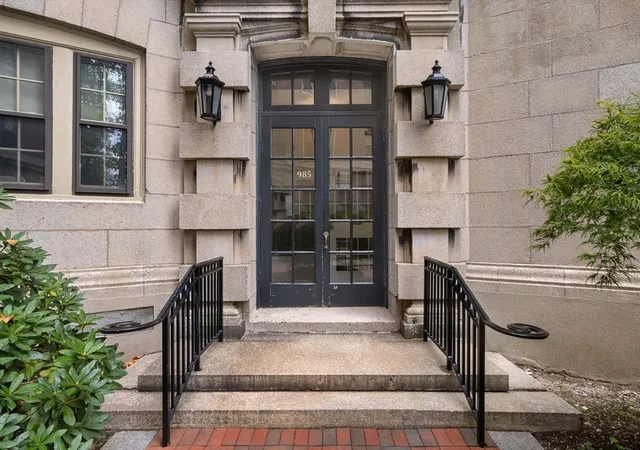 985-memorial-dr-401-cambridge-ma-02138/hzid_25fbd107