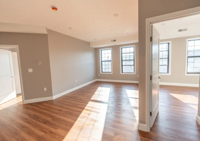 13-nahant-st-2f-lynn-ma-01902/hzid_743c9f84