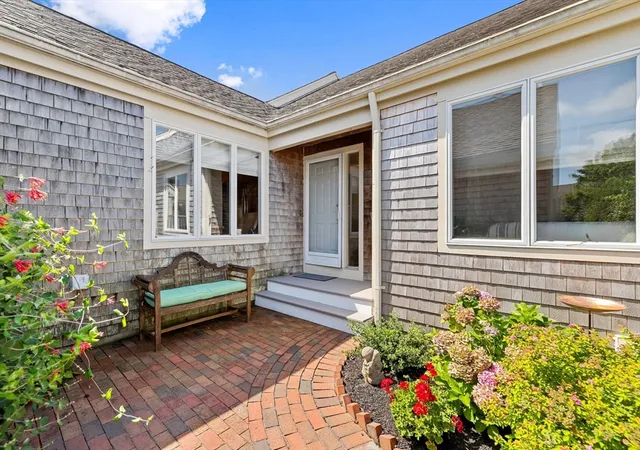 13-john-hall-cartway-13-yarmouth-port-ma-02675/hzid_5d47b9de