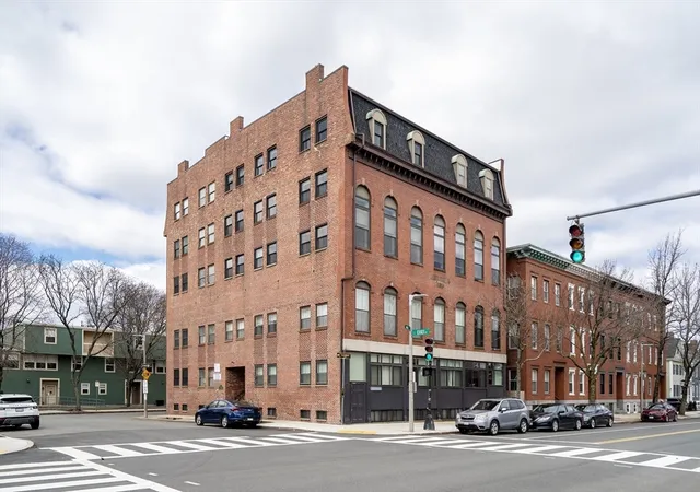 356-358-main-st-1-charlestown-ma-02129/hzid_5b7cf246