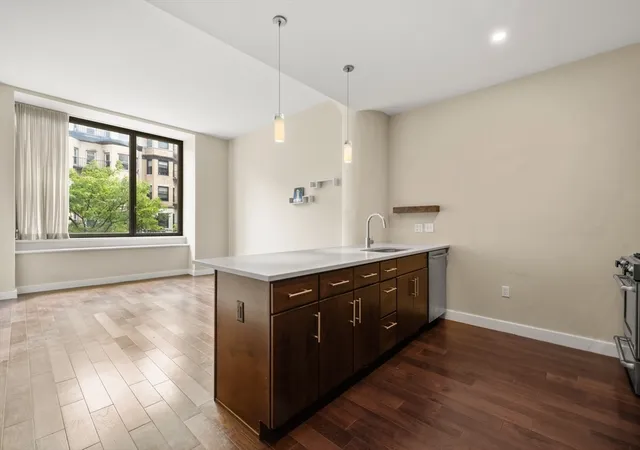 43-westland-avenue-202-boston-ma-02115/hzid_a012276c
