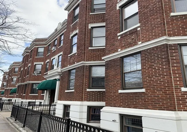 1568-commonwealth-ave-12-boston-ma-02135/hzid_407d3652
