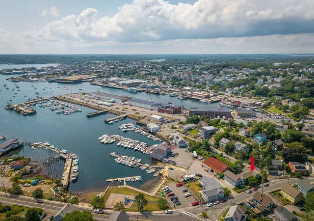 65-e-main-st-3-gloucester-ma-01930/hzid_6f6c8aa0