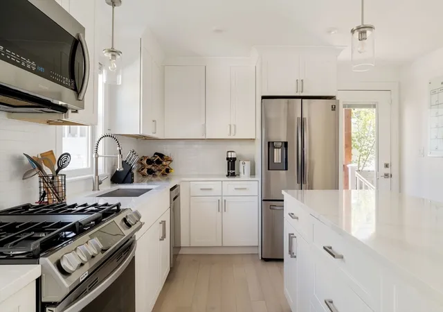 51-bryant-street-51-everett-ma-02149/hzid_13c452bc