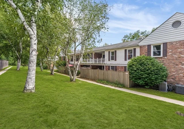 30-halifax-ct-g-springfield-ma-01108/hzid_ba3ef8b6