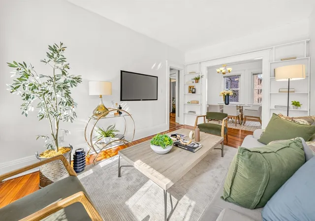 551-brookline-ave-4-brookline-ma-02445/hzid_a3505942