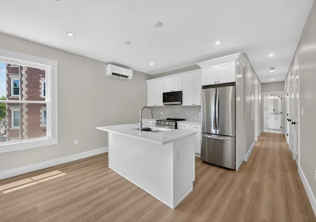 533-washington-street-3-boston-ma-02124/hzid_a533e6b2