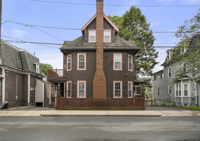 16-18-kernwood-st-malden-ma-02148/hzid_80fc27e3