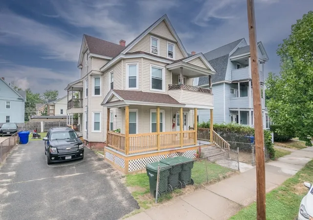 10-revere-st-springfield-ma-01108/hzid_d7c4bad8