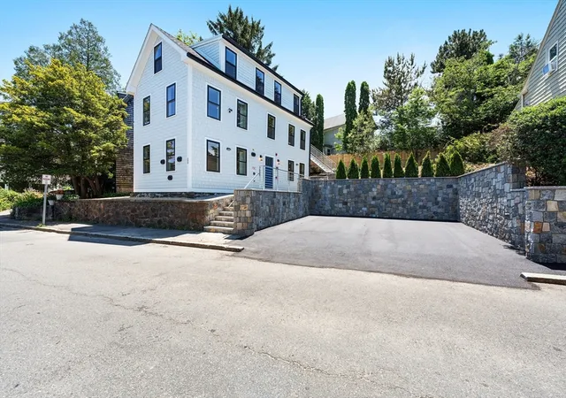 290-washington-st-b-marblehead-ma-01945/hzid_49f358af