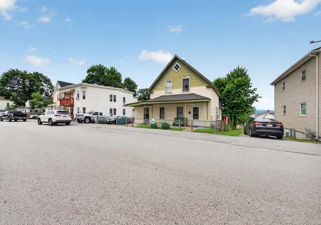 59-orient-st-worcester-ma-01604/hzid_57d2e8d1