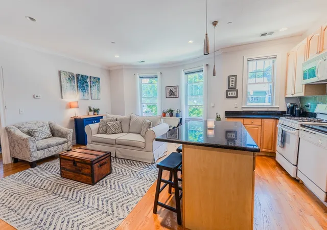 146-clifton-street-6-malden-ma-02148/hzid_7284dc96