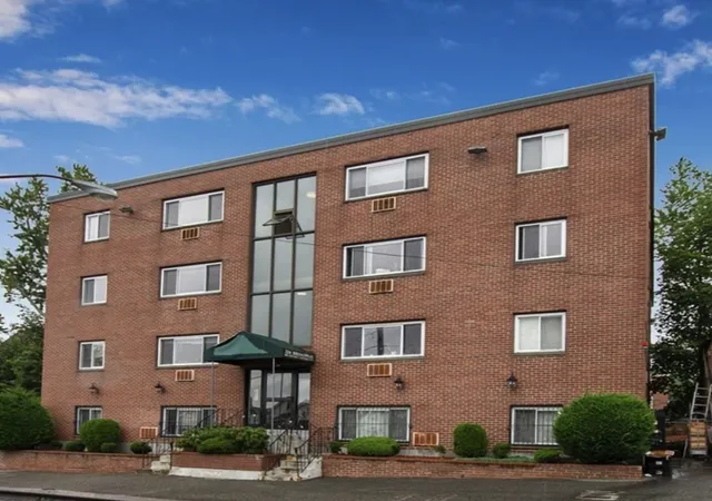 326-broadway-15-somerville-ma-02145/hzid_295a56a0