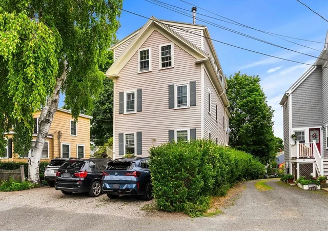 13-linden-st-3-marblehead-ma-01945/hzid_d5fd1674