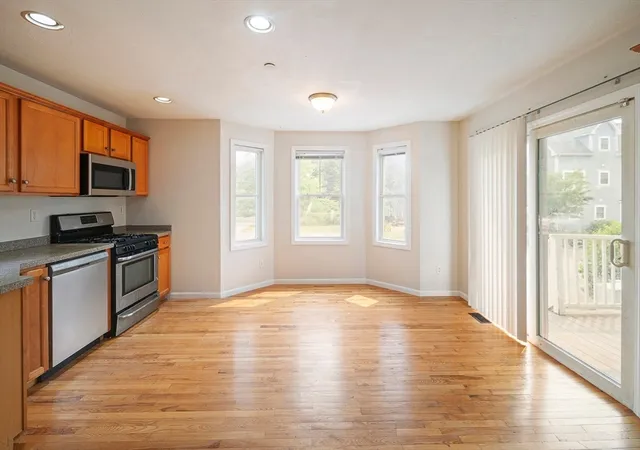 17-business-ter-17-hyde-park-ma-02136/hzid_ec5e4665