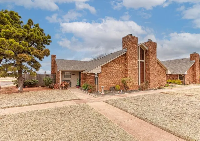 1621-w-country-clb-blvd-elk-city-ok-73644/hzid_202231de