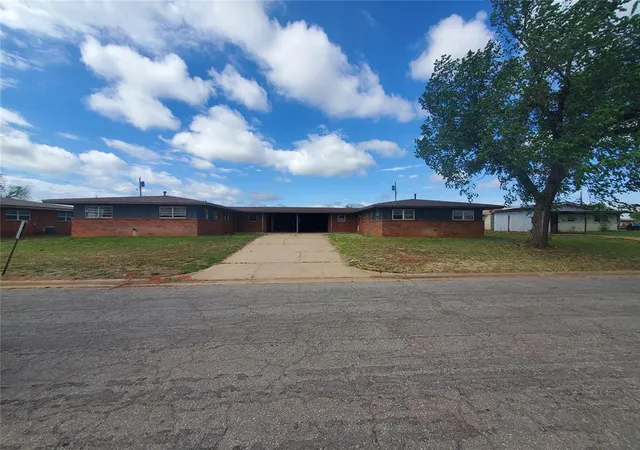 407-iroquois-trl-burns-flat-ok-73624/hzid_9ea18606