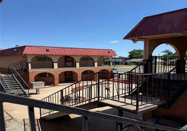 3815-nw-23rd-street-oklahoma-city-ok-73107/hzid_da47aaf5