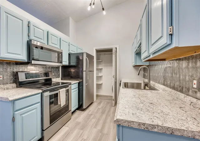 3003-river-oaks-dr-204-norman-ok-73072/hzid_e25409f0