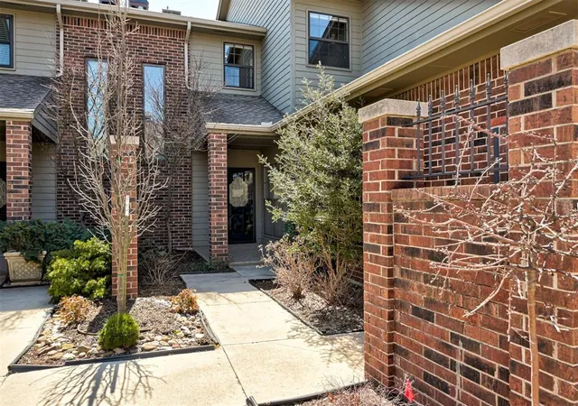 6206-waterford-blvd-45-oklahoma-city-ok-73118/hzid_27ad135d