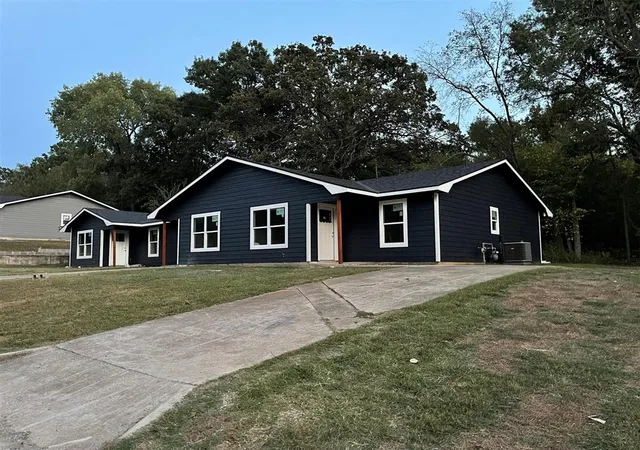 807-e-florida-st-durant-ok-74701/hzid_52fe12a7