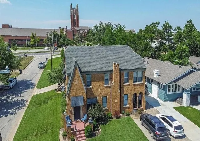 1729-nw-22nd-street-oklahoma-city-ok-73106/hzid_8c9f684b