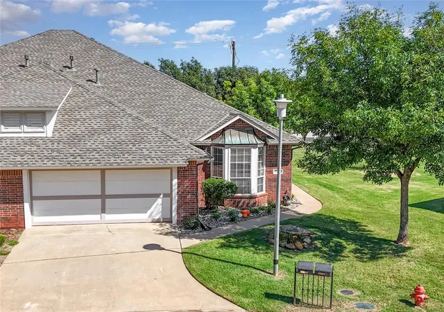 15400-monarch-ln-edmond-ok-73013/hzid_52e5164b