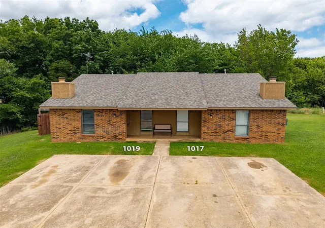 1017-acacia-cir-1019-noble-ok-73068/hzid_2fdaff7b
