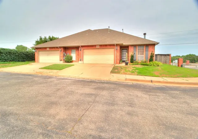 17119-cedar-dr-edmond-ok-73012/hzid_193468e8