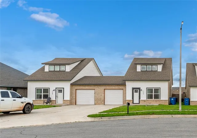 1664-comice-dr-newcastle-ok-73065/hzid_1061e6b8