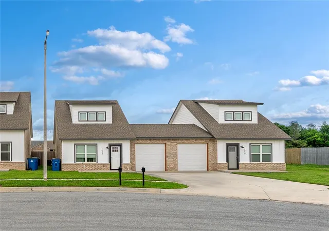 1644-comice-dr-newcastle-ok-73065/hzid_c3edca45